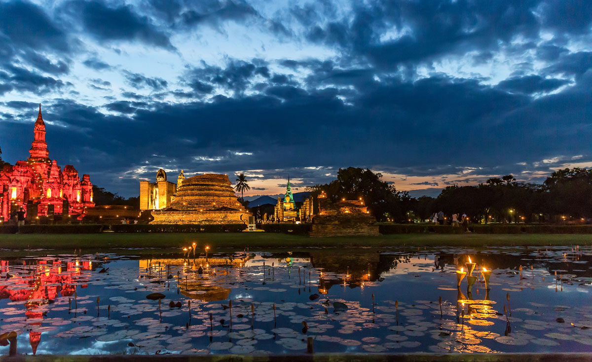 Sukhothai_Historical_Park_Light_Show