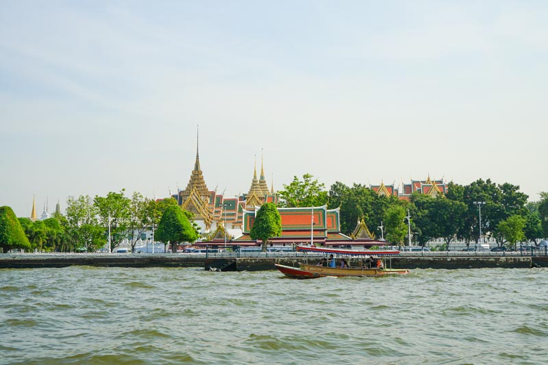 Bangkok-with-Kids-WatPo-FromRiver-Ferry