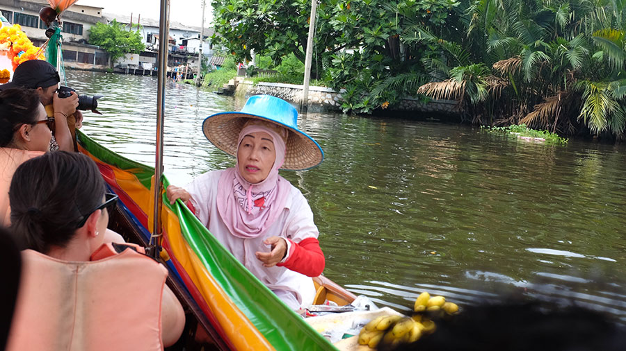 Discover another side to Bangkok on a Bangkok canal Tour Bangkok_longboat