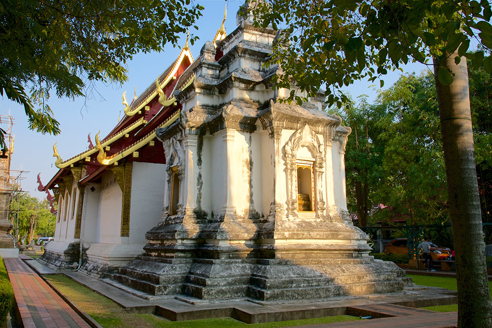 Chiang Mai with kids Wat Phra Singh temple