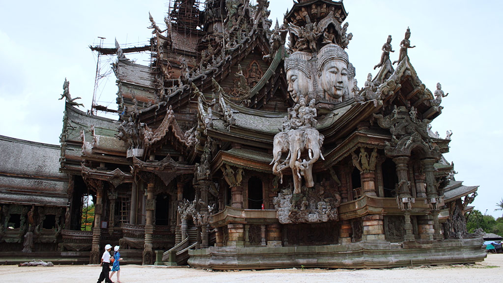 Sanctuary of Truth, teak temple, Pattaya, Copyright John Borthwick