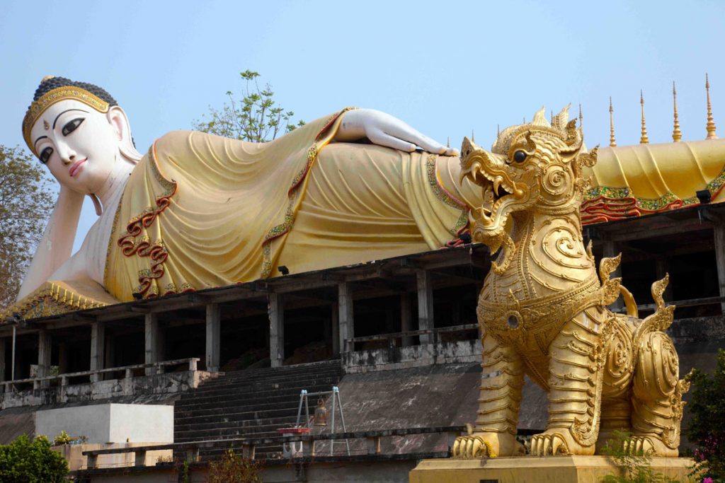  Wat-Phra-That-Su-Thon-Mongkhon-Khiri-Samakkhi-Tham-Den-Chai-credit-John-Borthwick