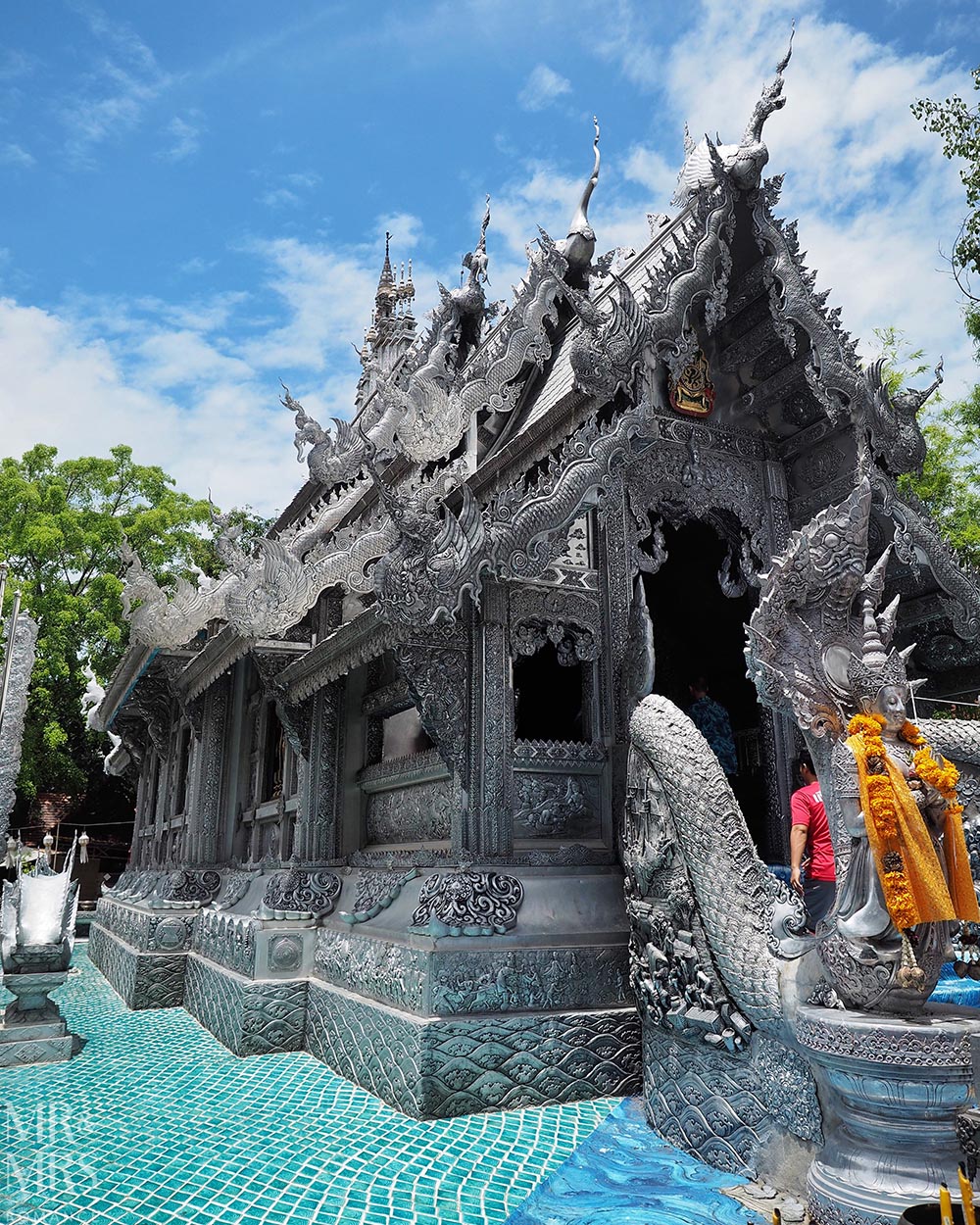 Weekly-Edition-Thailand-17-Wat-Srisuphan-silver-temple